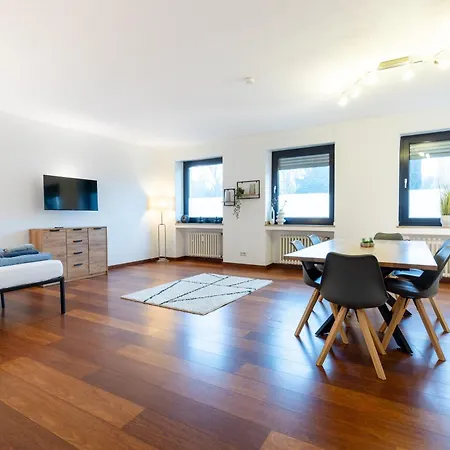 Rhine Apartment Düsseldorf Exterior photo